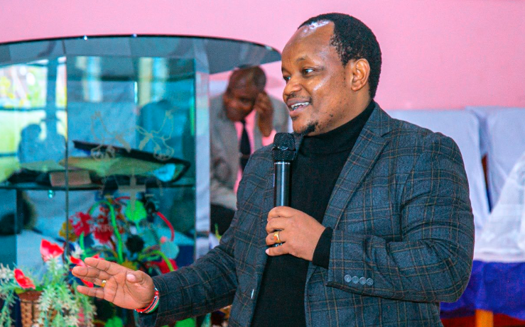 Former Nyeri Town MP Ngunjiri Wambugu during a past meeting. PHOTO/https://www.facebook.com/NyeriPolitician
