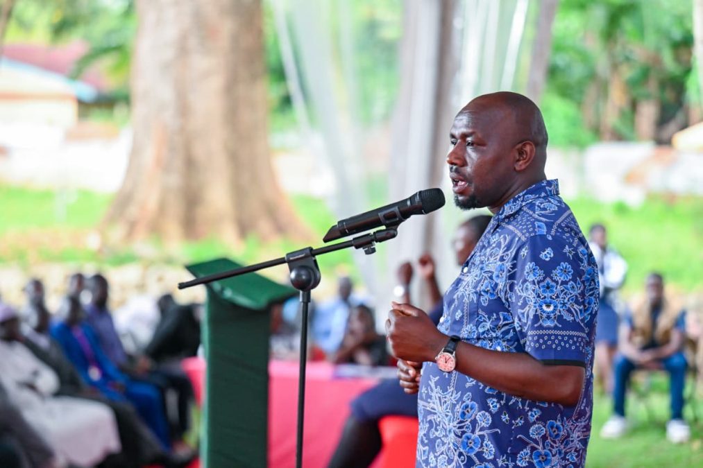 Interior Cabinet Secretary Kipchumba Murkomen during the 36th Jukwaa la Usalama grassroots engagement tour on Friday, September 5, 2025. PHOTO/https://www.facebook.com/OnesimusKipchumbaMurkomen