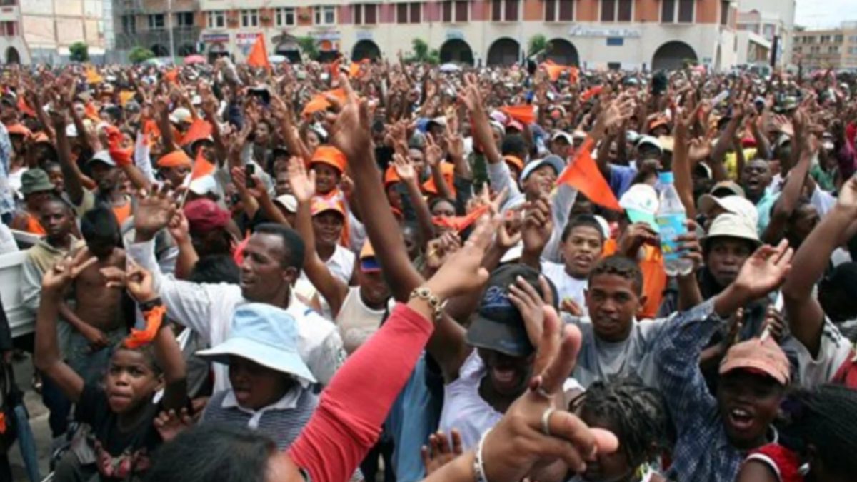 Madagascar’s president dissolves government as youth protests intensify