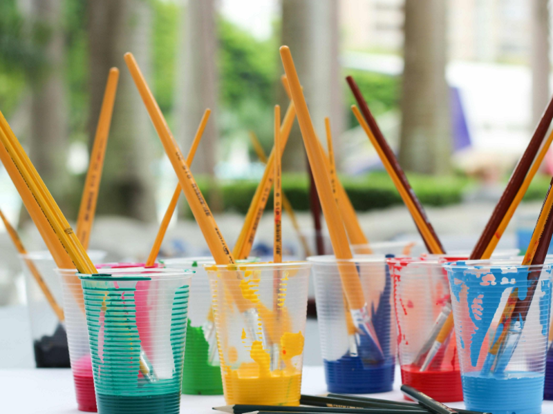 Parents pull off midnight heist in protest over expensive art lessons