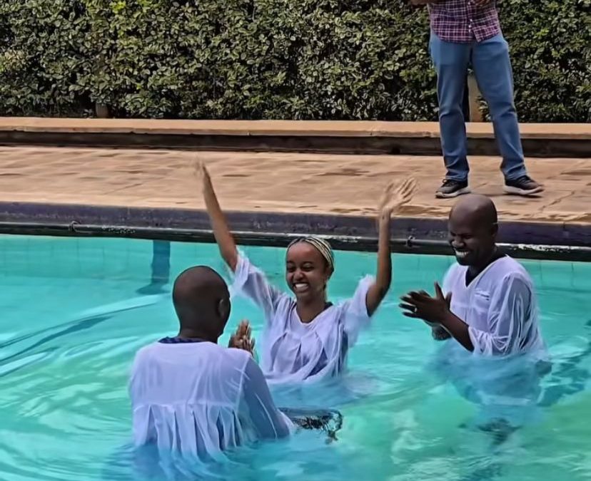 Foi Wambui gets baptised after rededicating her life to God