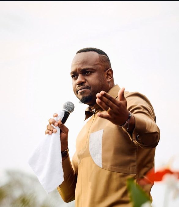 Pastor T mwangi during a past event. PHOTO/@pastortmwangi/Instagram