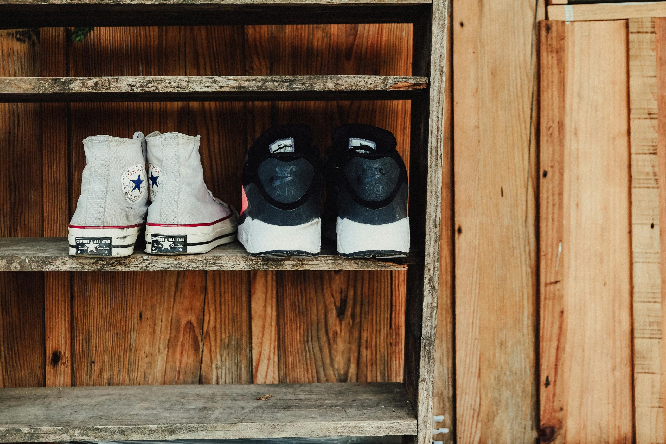 Scientists discover method to eliminate shoe odour