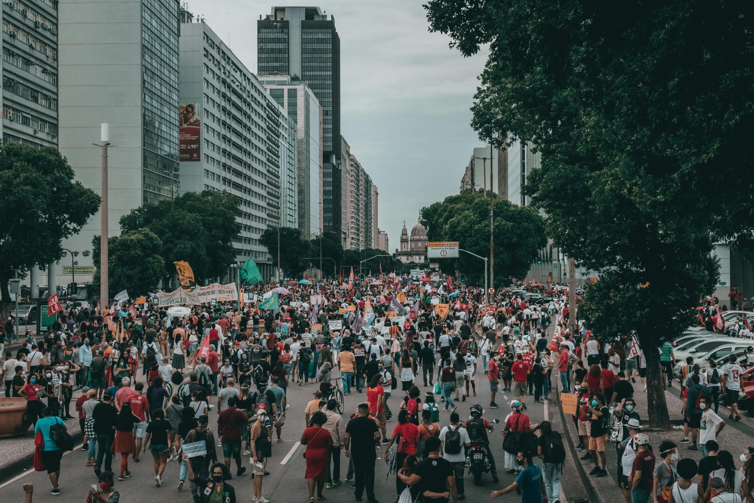 Thousands protest in Brazil against bill that could grant Bolsonaro amnesty