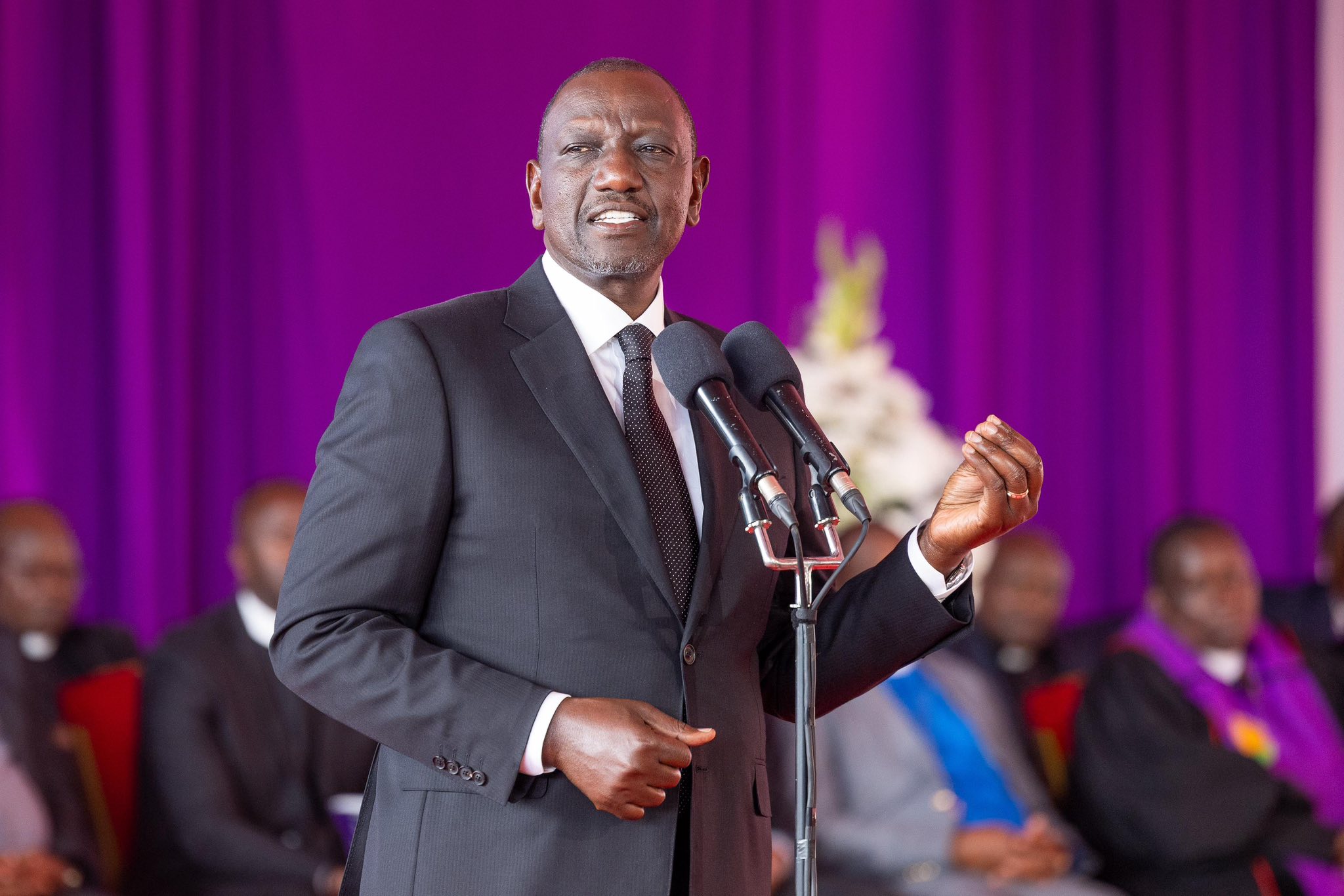 Ruto responds after reverend warns him face-to-face at Ichung’wah’s father’s burial