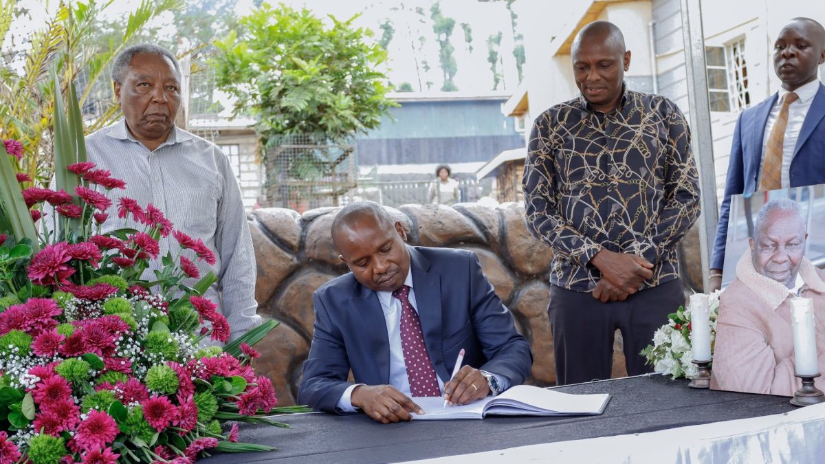 Kindiki leads top govt leaders in paying tribute to Ichung’wah’s late father