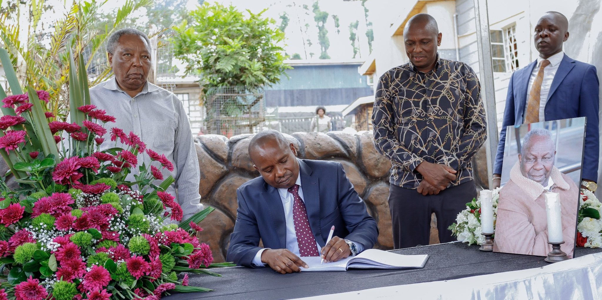 Kindiki leads top govt leaders in paying tribute to Ichung’wah’s late father