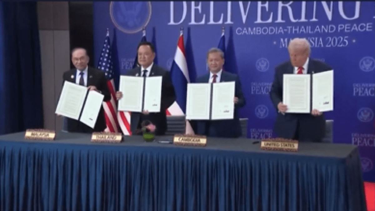 Trump oversees Thailand-Cambodia ceasefire signing as Asia tour gets under way