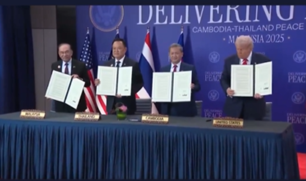 Trump oversees Thailand-Cambodia ceasefire signing as Asia tour gets under way