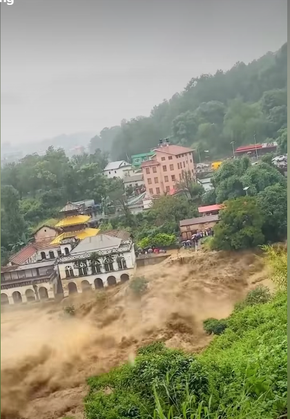A swollen river in Kathmandu, Nepal. PHOTO/Screengrab by K24 Digital of Instagram video by @mountaintrekking