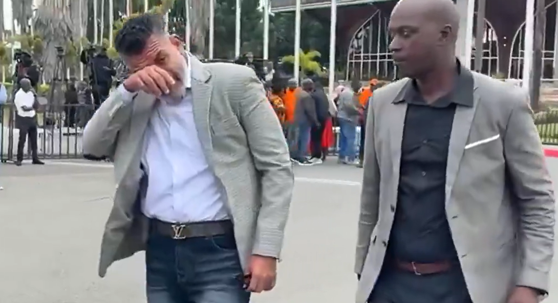 Mombasa governor weeps uncontrollably at JKIA as Raila’s body arrives