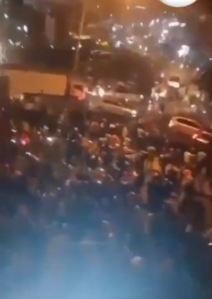 A sea of mourners gathers across Kisumu City late Friday night, awaiting the arrival of Raila Odinga’s body. PHOTO/Screengrab by K24 Digital