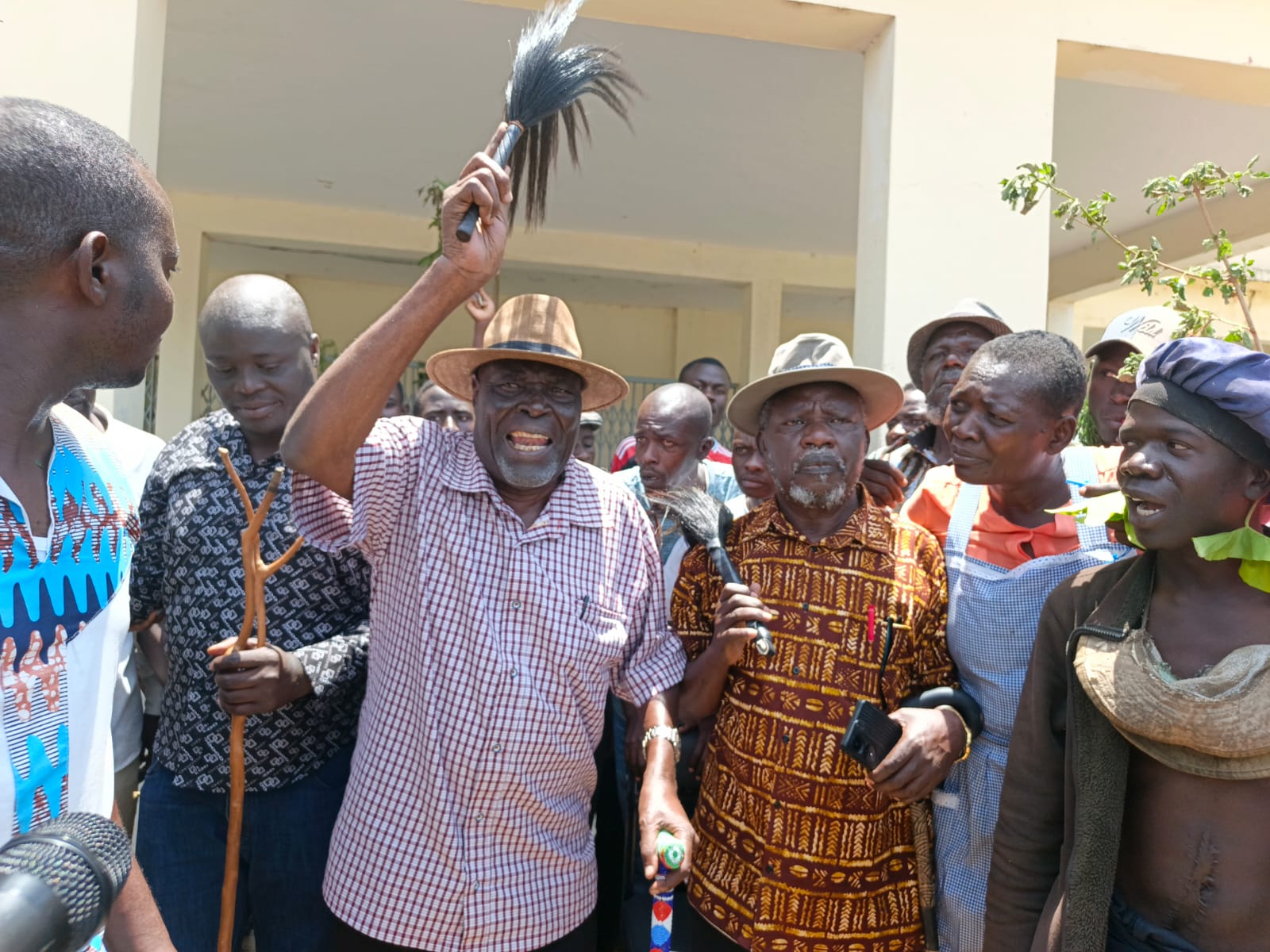 Luo elders lead calls for calm and dignity in mourning Raila Odinga