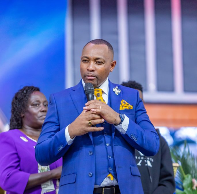 Bishop Ben Kiengei during Kaluma's Thanksgiving on Sunday, October 5, 2025. PHOTO/https://web.facebook.com/MinyonyoMaster