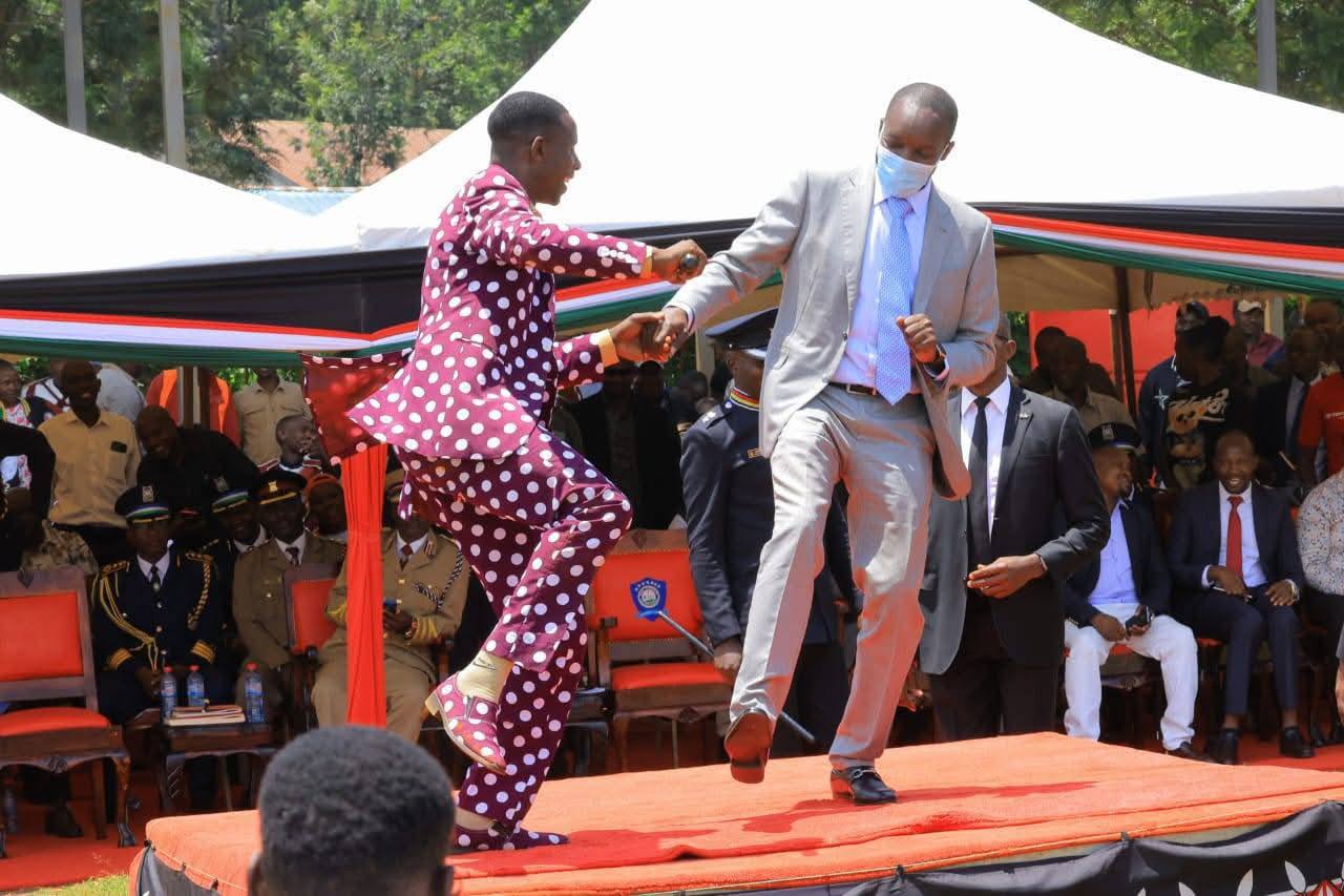 Kisii Mashujaa Day comes alive with Embarambamba’s animated performance