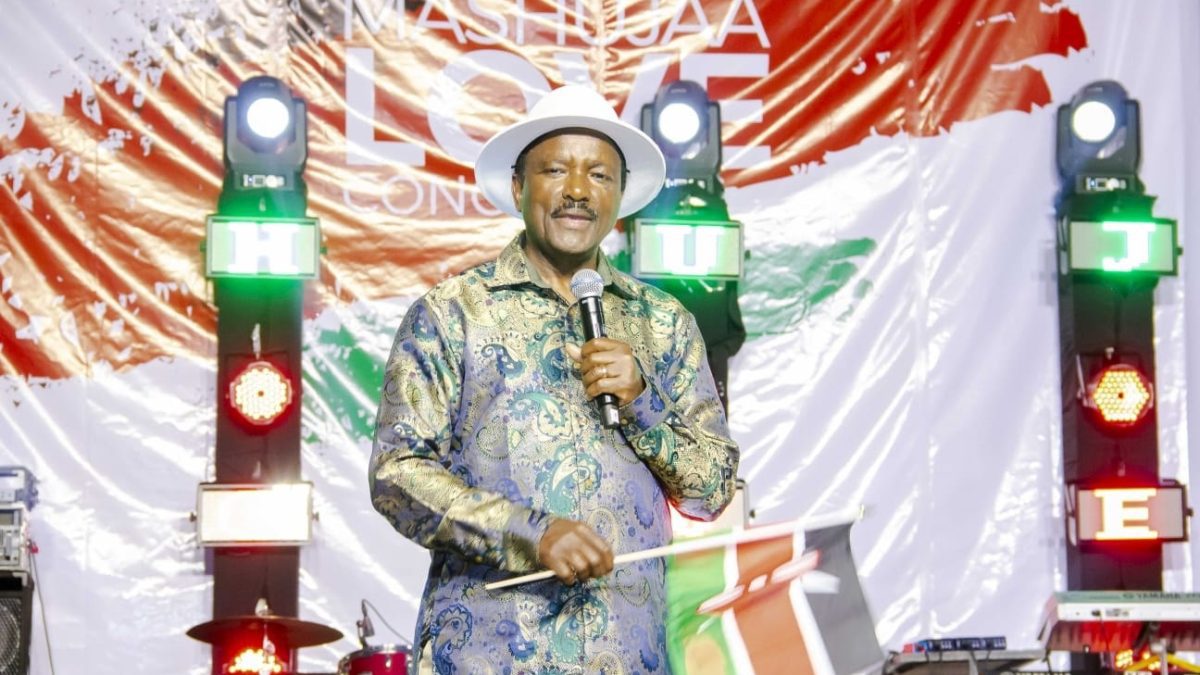 Kalonzo celebrates Mashujaa Day with music and crowds at city concert