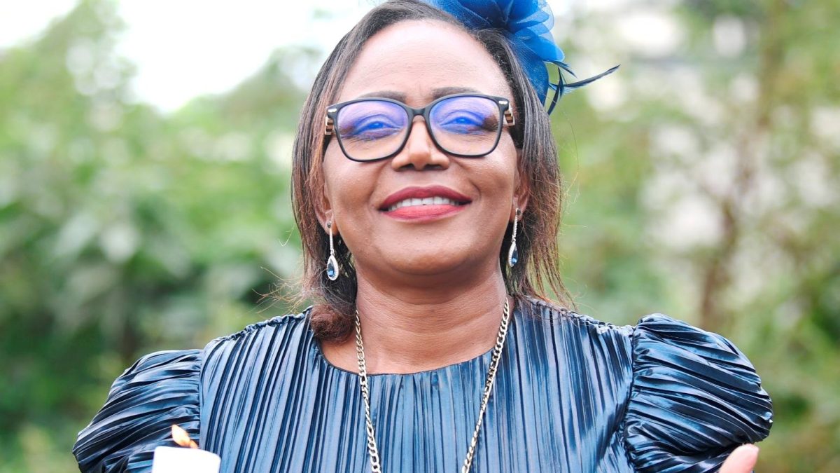 Evangelist Lucy Wa Ngunjiri makes emotional prayer for Kameme FM presenter Wakirumba