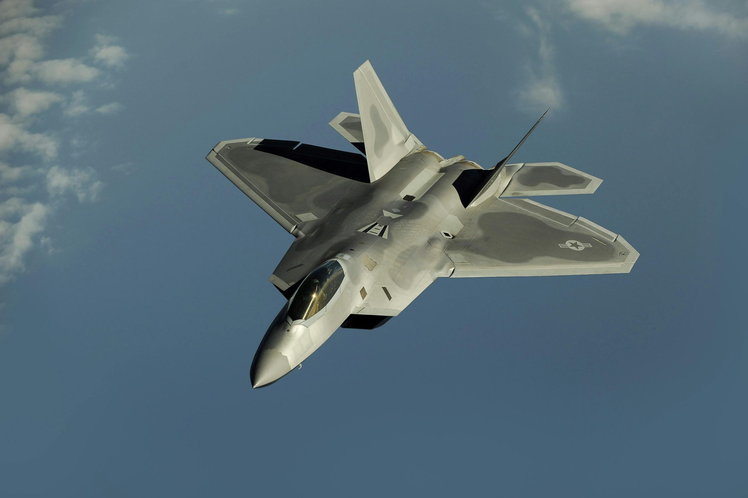 Navy suffers double aircraft loss in under an hour