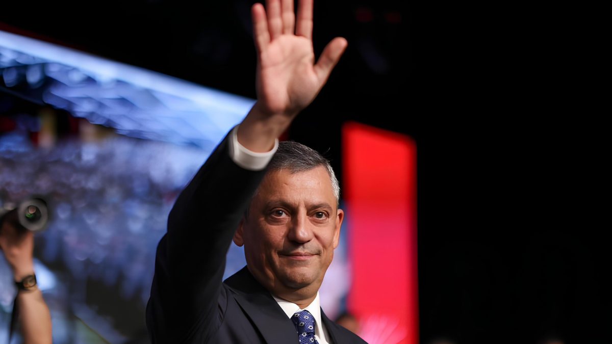 Fresh protests rock Turkey as court files new charges against opposition leader