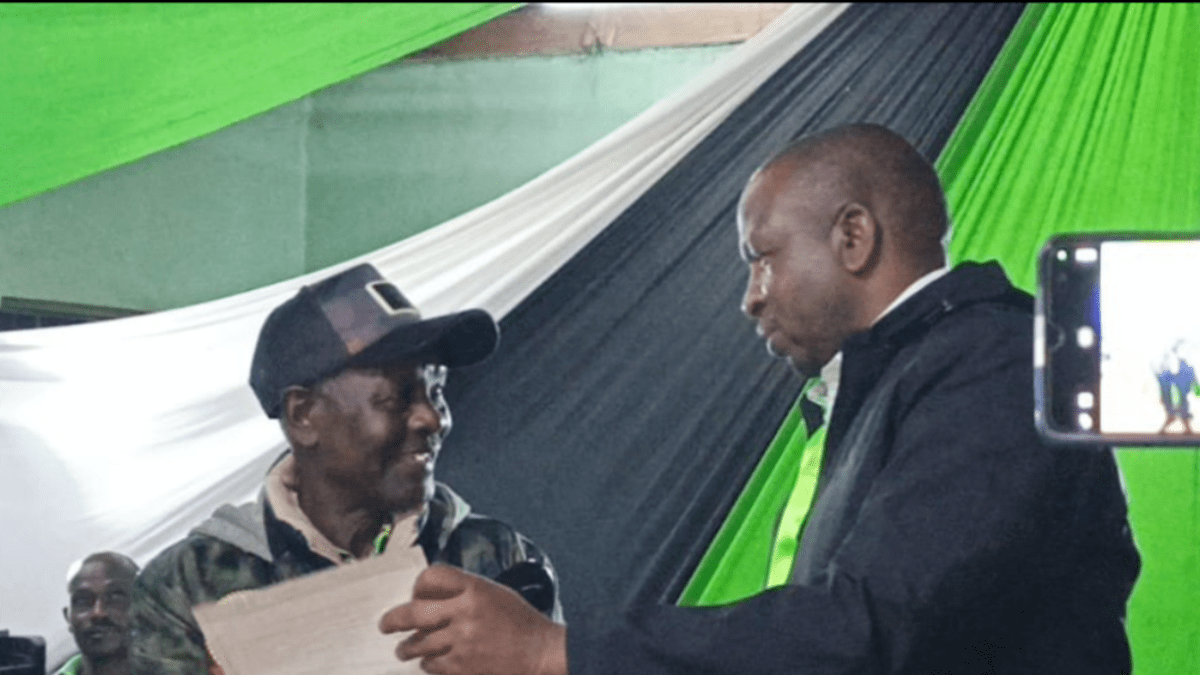 Jeremiah Ongaro breaks down in tears after IEBC declares him winner in Ekerenyo Ward