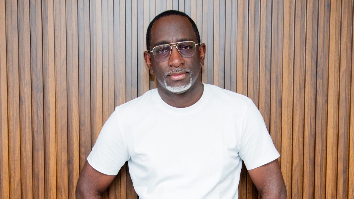 Robert Burale lists types of people you must avoid in life