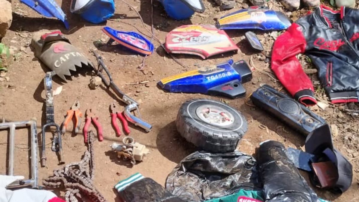 DCI detectives arrest 6 and recover pistols in Meru operation