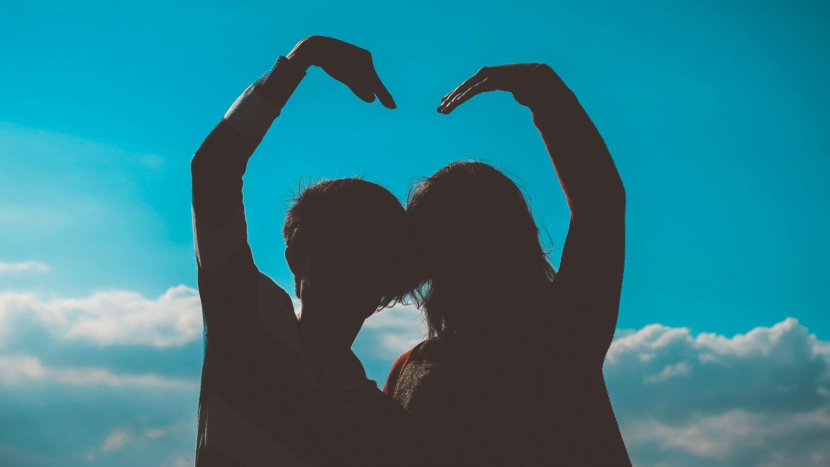 How to introduce your partner to family without stress