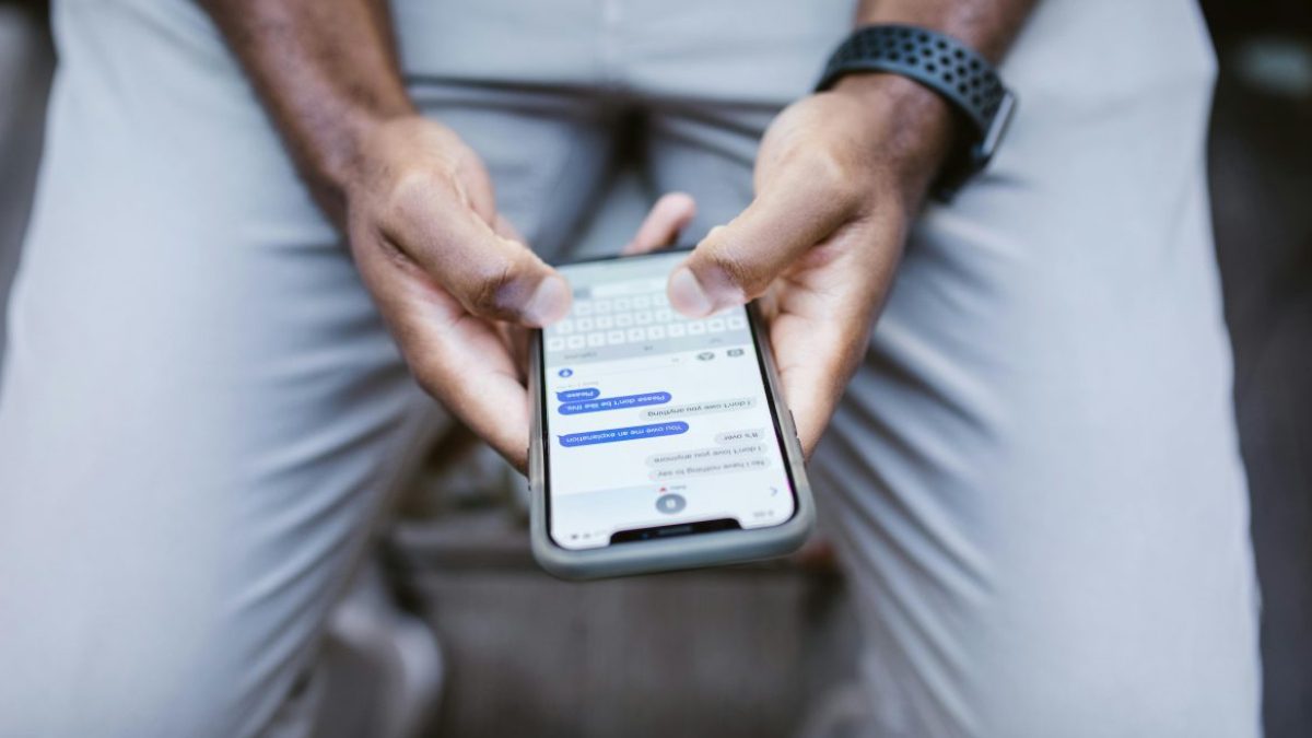 Milestone anxiety: 5 ways to keep social media pressure from affecting you