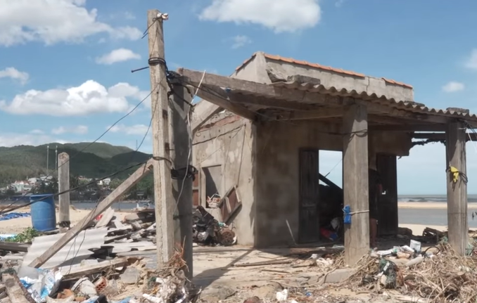 New typhoon bears down on Philippines days after deadly storm