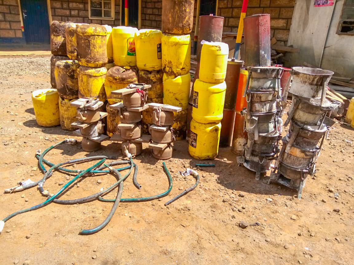 Police dismantle illicit liquor den in Meru as owner evades arrest