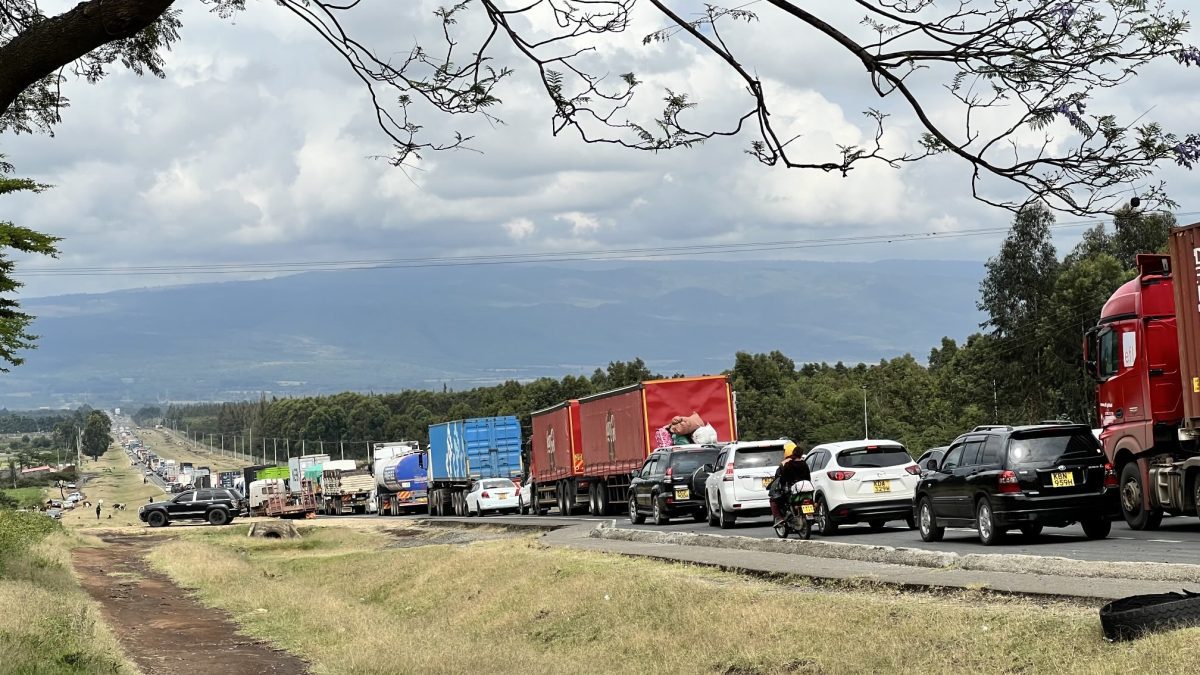 7 injured as bus crashes into stalled lorry on Nakuru-Eldoret highway