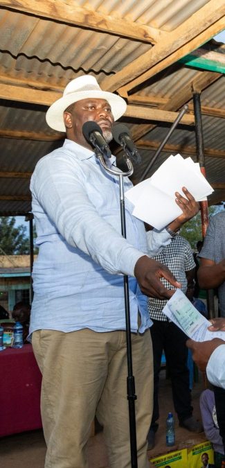 Public Service CS Geoffrey Ruku speaks in Mbeere North. PHOTO/https://www.facebook.com/gkruku