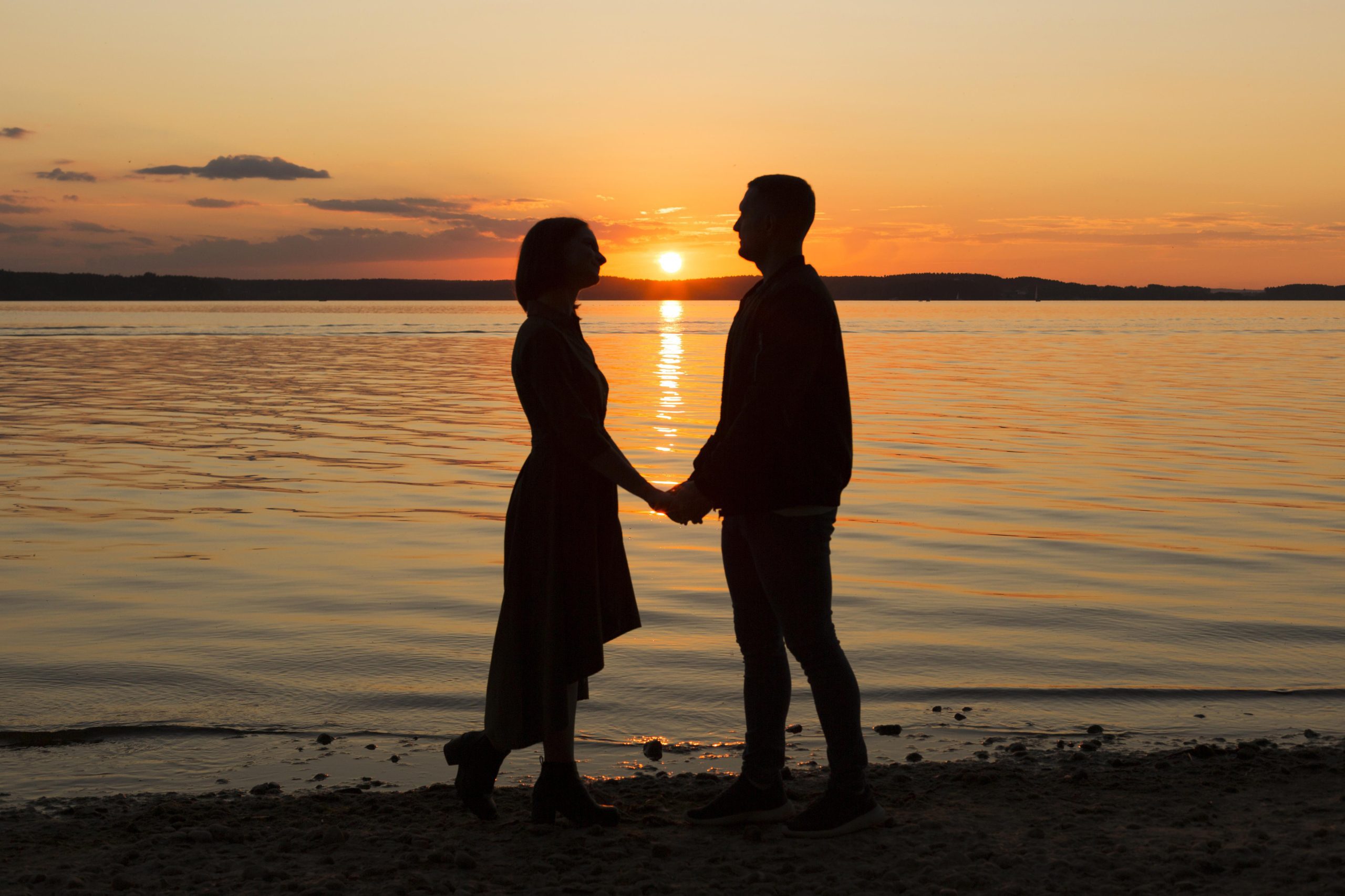 How to spot red flags on first date