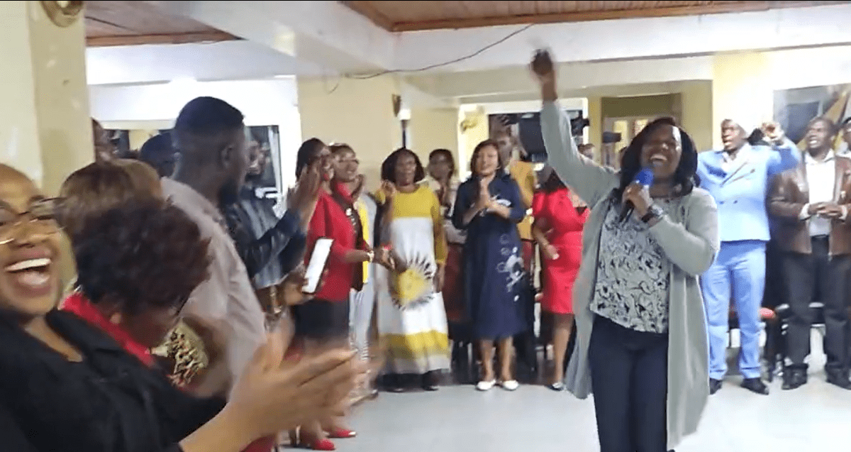 Gospel singer Rose Wa Father performs at Betty Bayo's burial planning meeting held at Bluesprings Hotel on November 18, 2025. PHOTO/Screengrab by K24 Digital of livestream by https://www.facebook.com/Shiruwagpofficial