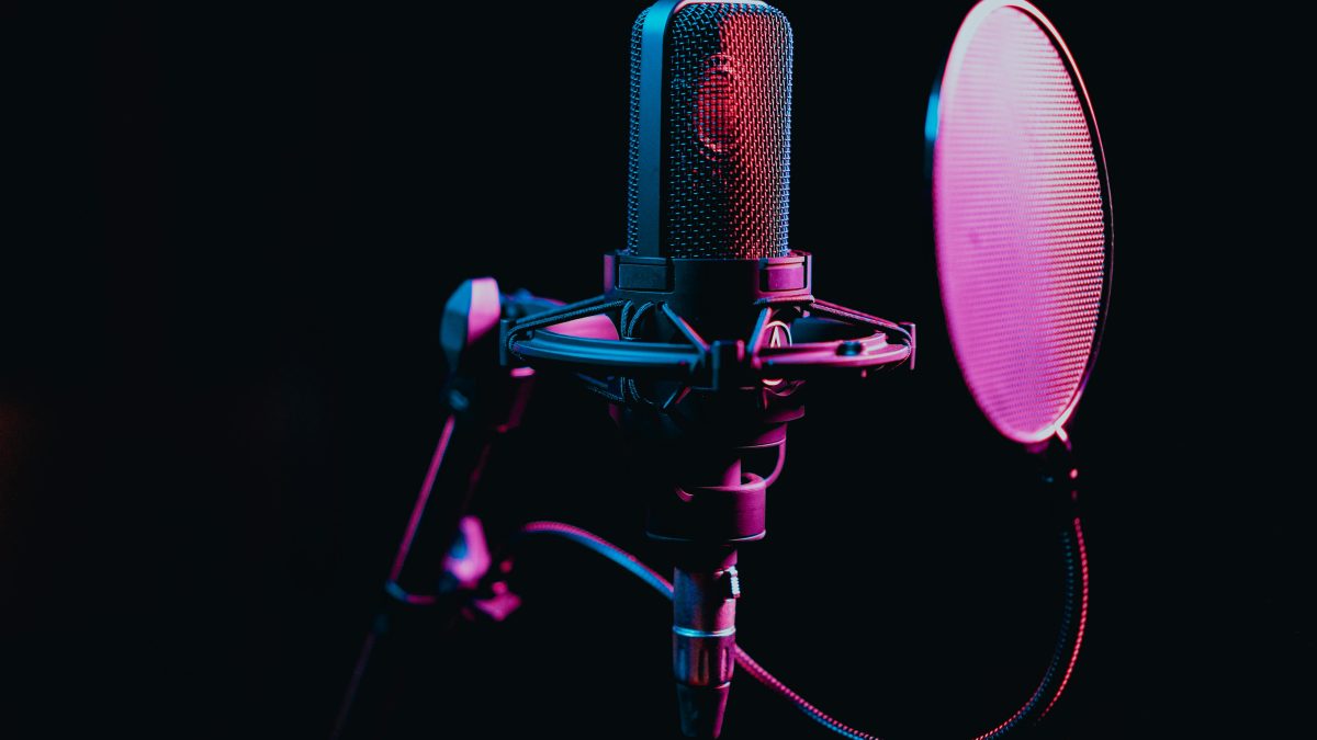 Being famous singer raises risk of early death, researchers say