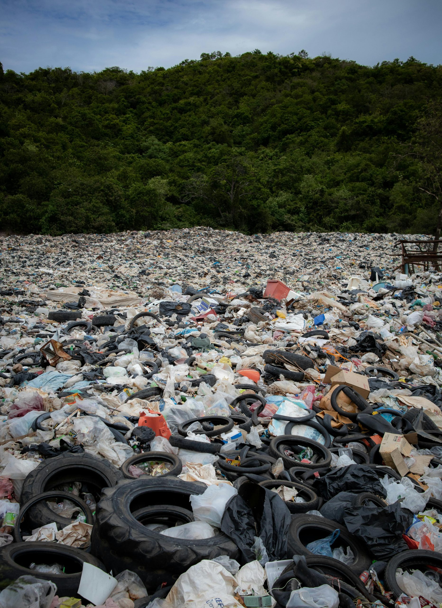 Toxic fumes, child labour at dumpsites push call for responsible waste management