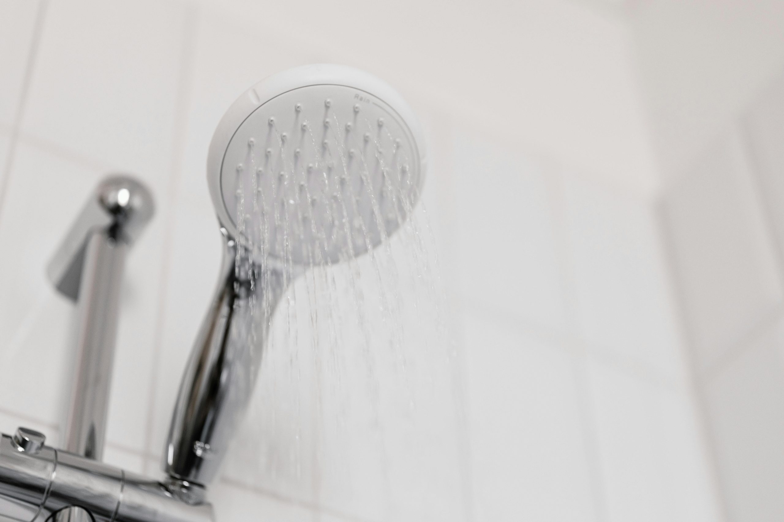 Research shows cold water could help you burn fat and lose weight