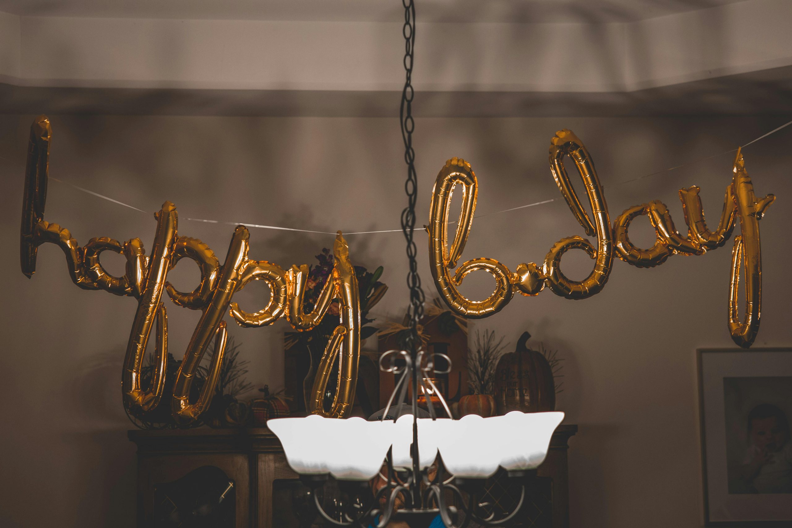 Thoughtful birthday gifts to give without spending much