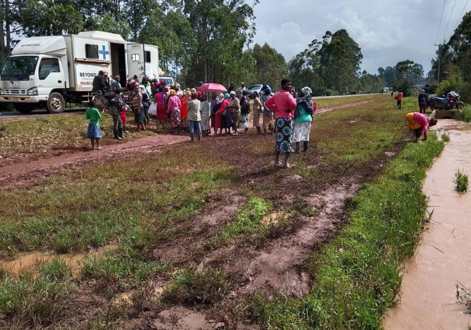 Namanjalala flood victims queuing for medical care. PHOTO/Emanuel Kipkorir