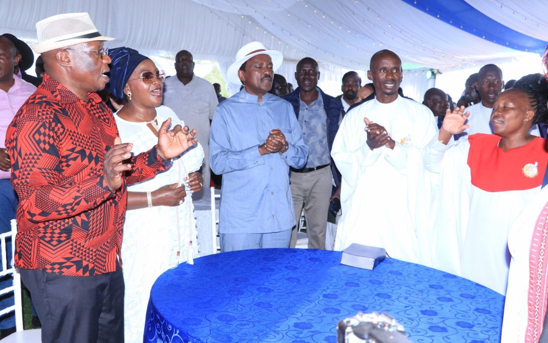 Pastor Ezekiel poses with his wife, Sarah, and Kalonzo Musyoka during the dowry event. PHOTO/https://www.facebook.com/profile.php?id=100084566524914
