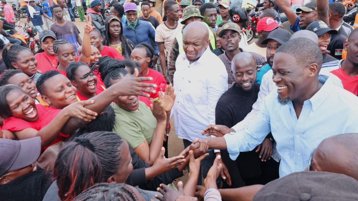 Nairobi governor Johnson Sakaja with a section of Nairobians. PHOTO/https://web.facebook.com/sakaja