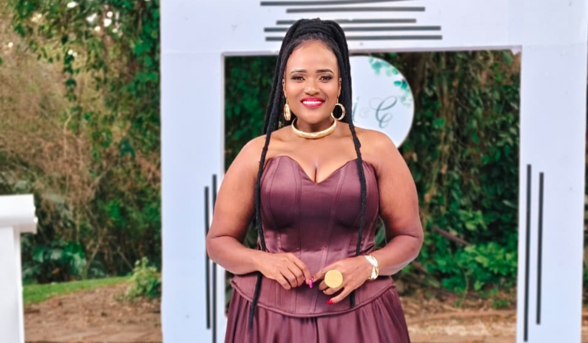 Sandra Dacha proudly displays her body transformation following weight loss journey