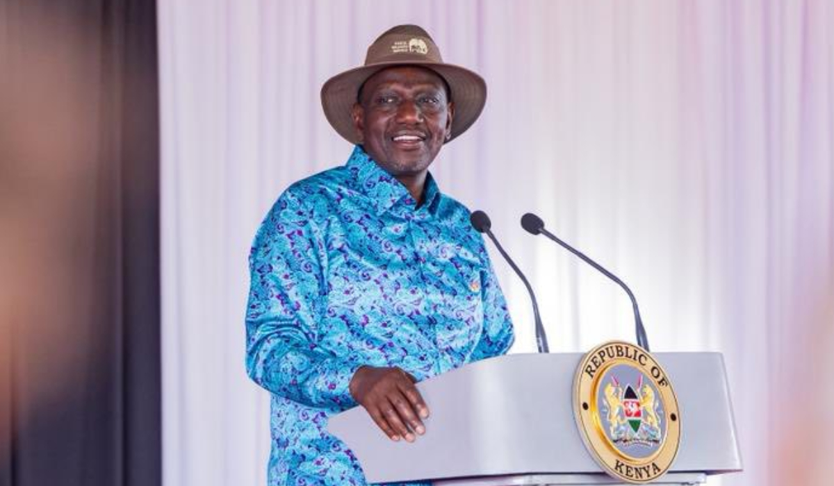 Ruto warns youth from being called ‘Bazenga’ or ‘Bazuu’ after receiving govt funds