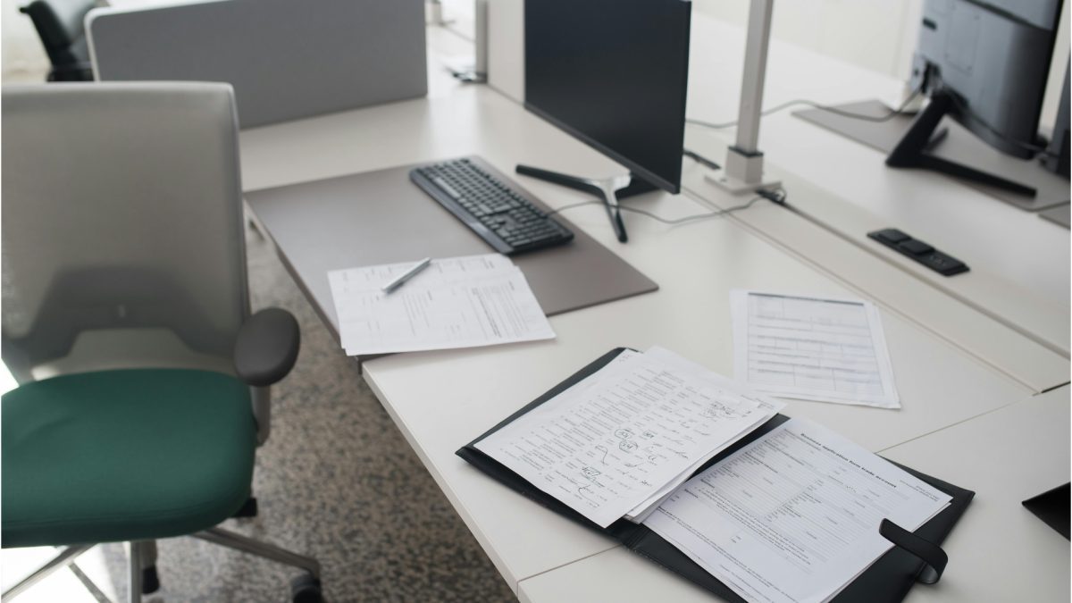 How to deal with nosy co-workers without causing drama in 2026