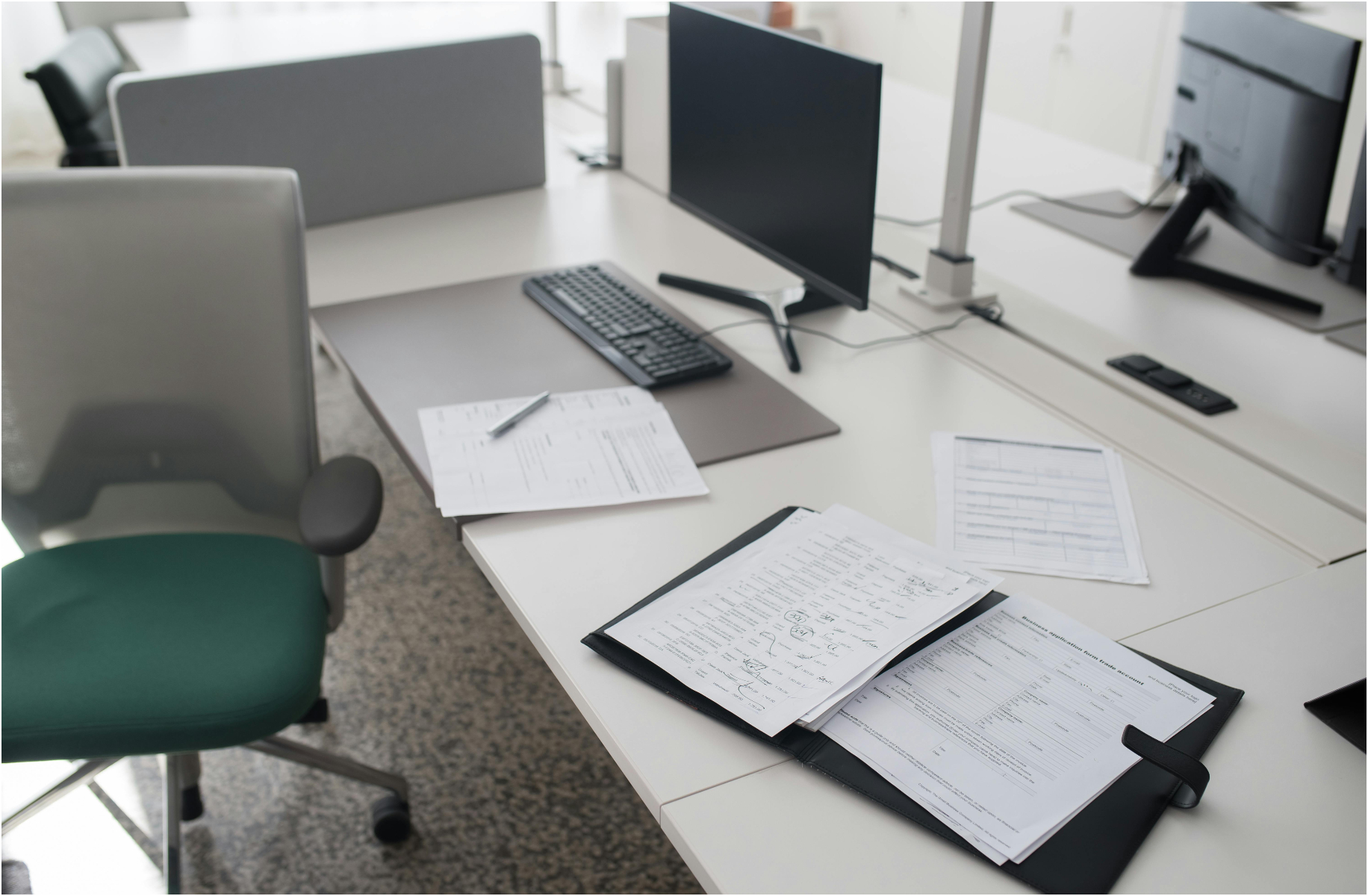 How to deal with nosy co-workers without causing drama in 2026