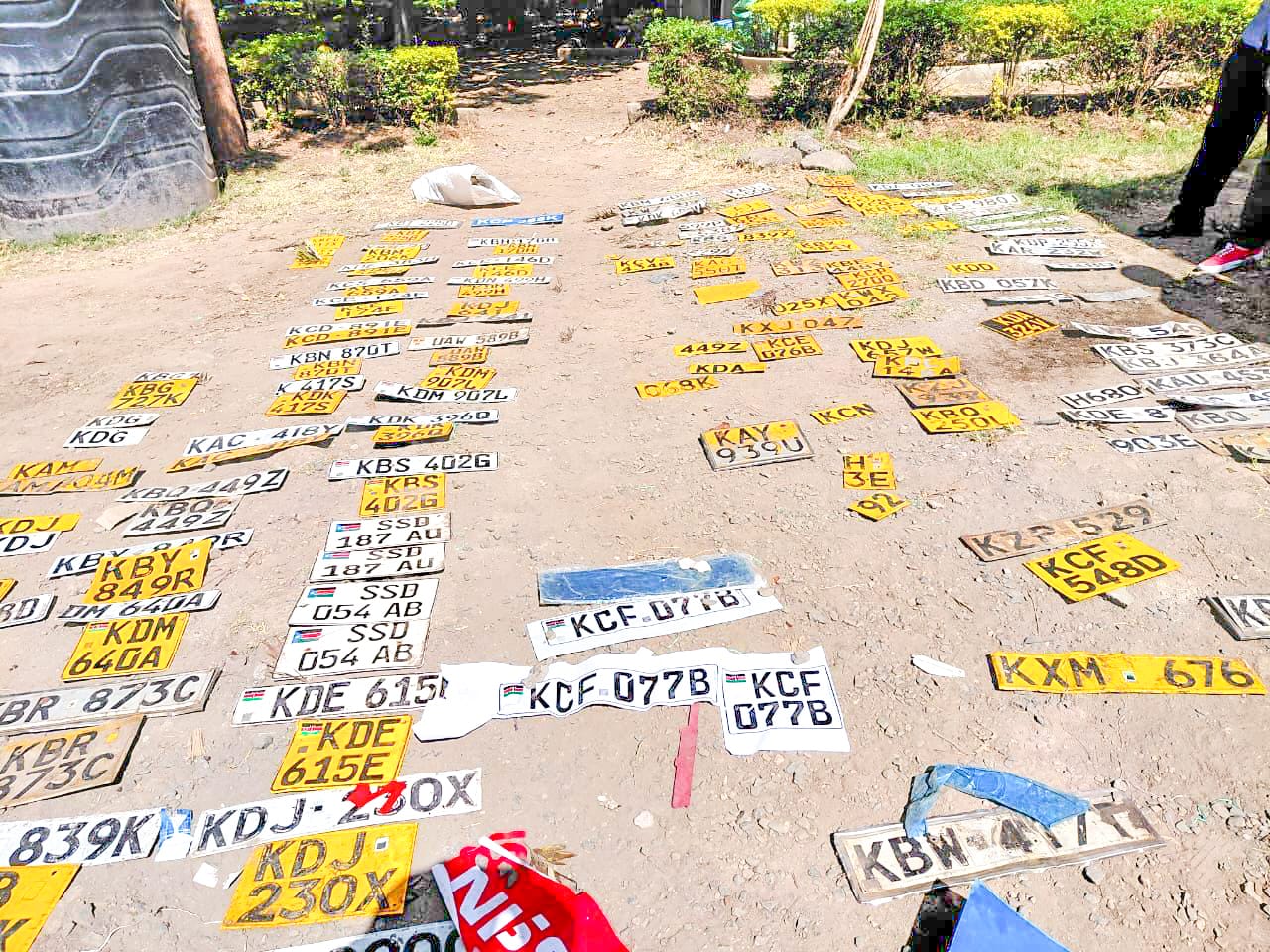 Police recover 135 stolen car number plates in Kariobangi crackdown