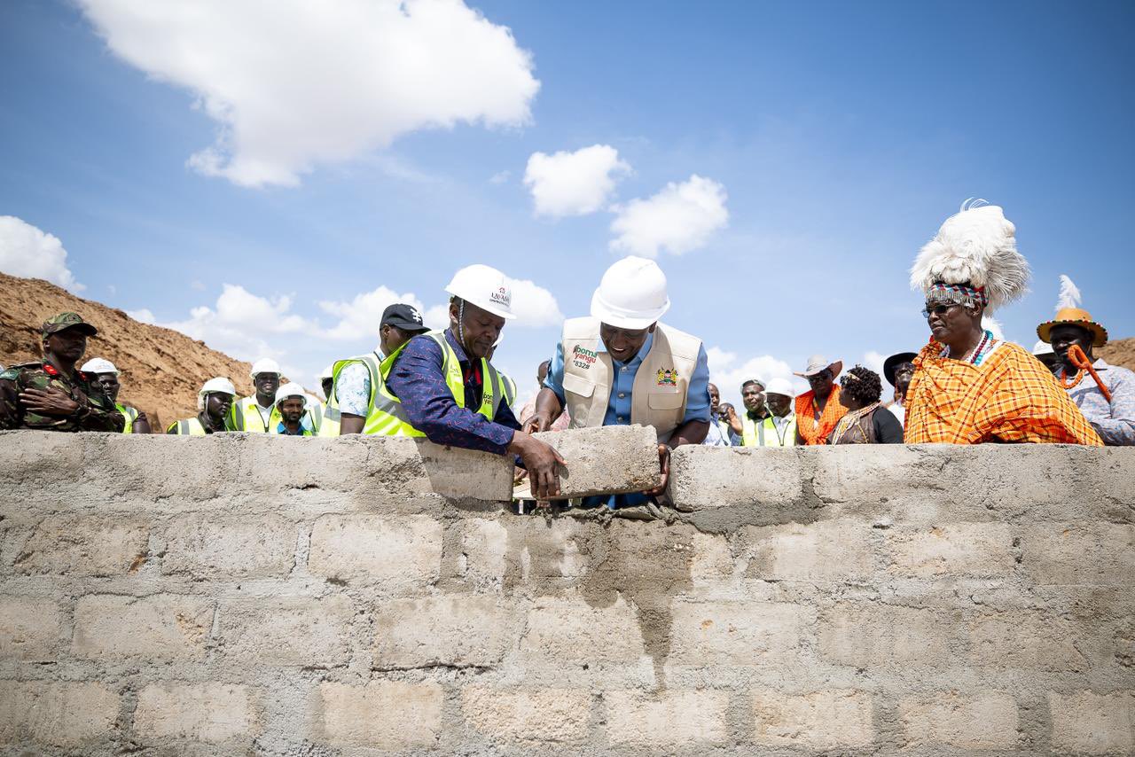 Ruto lays foundation for Ksh660M Turkana University hostels