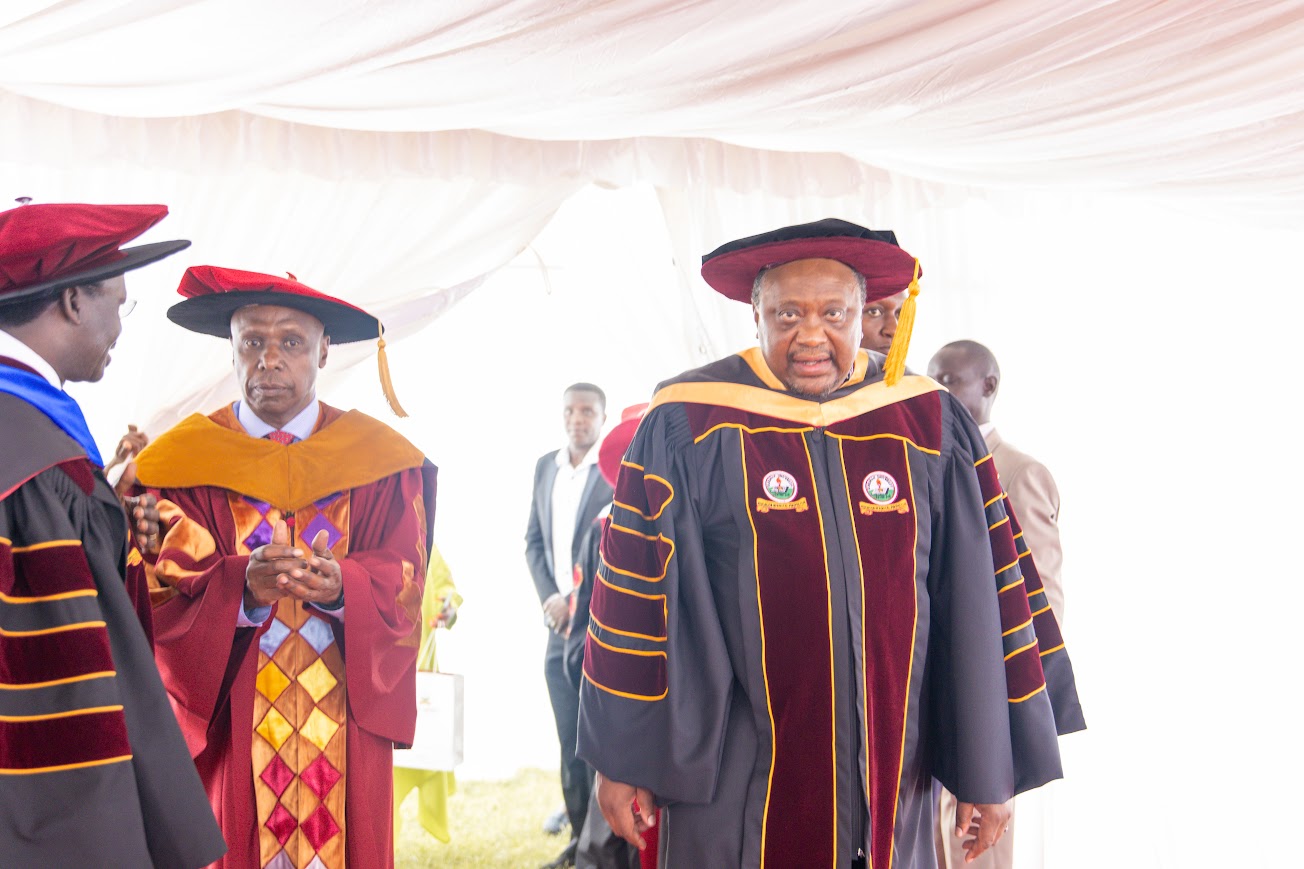 Uhuru Kenyatta graces Kabarak University’s 21st graduation ceremony
