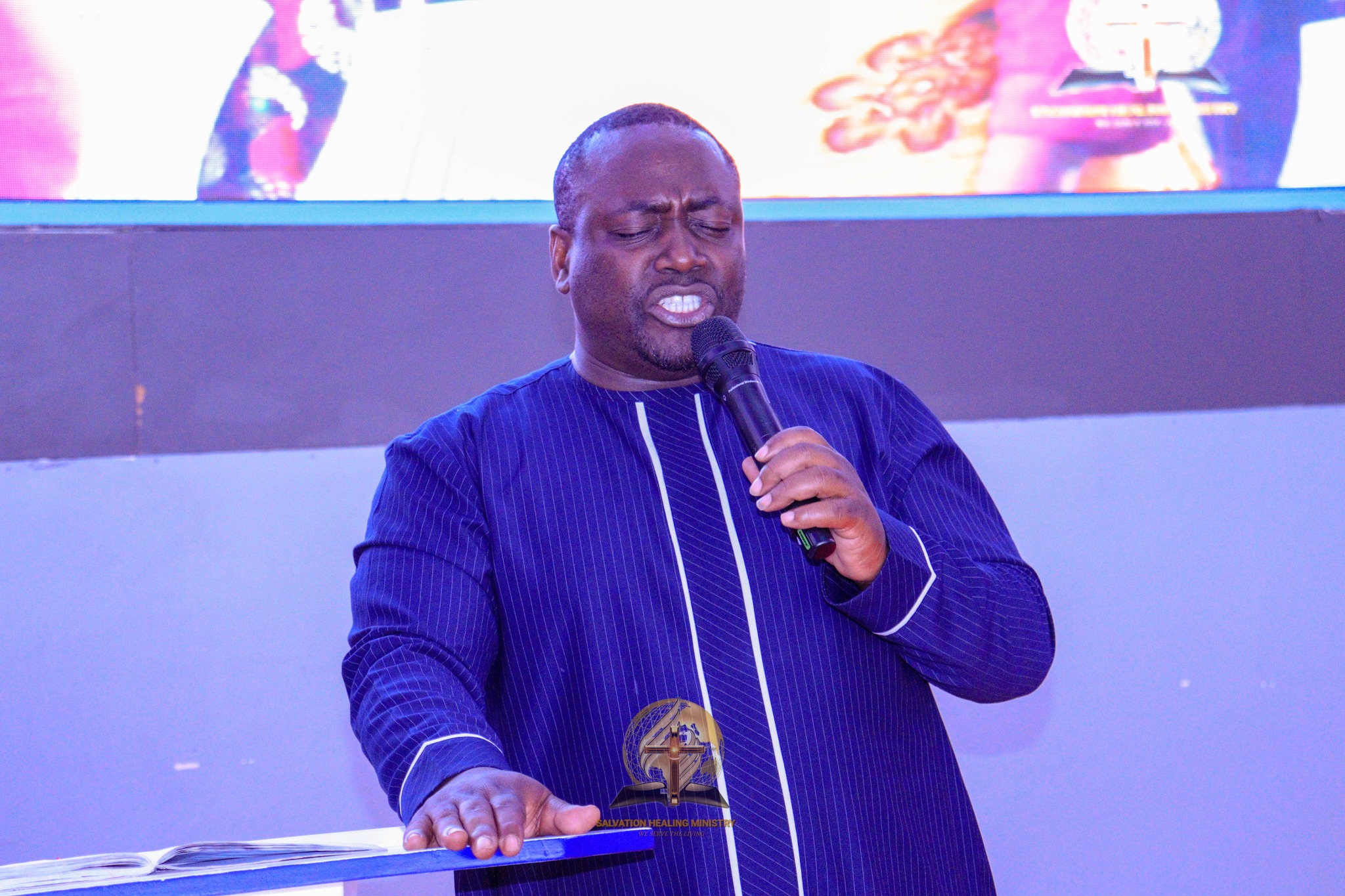 Pastor Kanyari gifts woman Ksh10K as she testifies collecting Ksh200