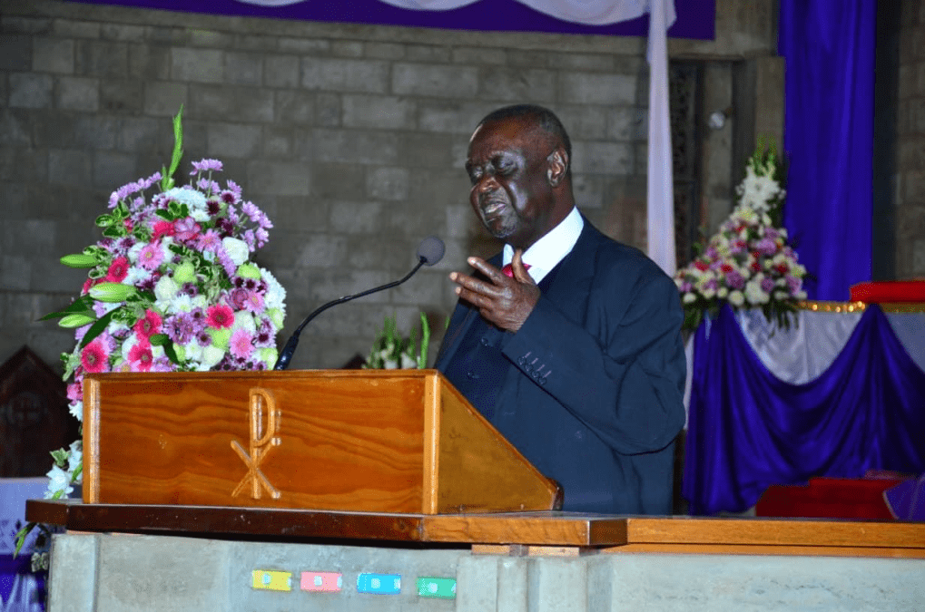 Siaya Senator Oburu Odinga during the requime mass of Beryl Akinyi. PHOTO/@edwinsifuna/X